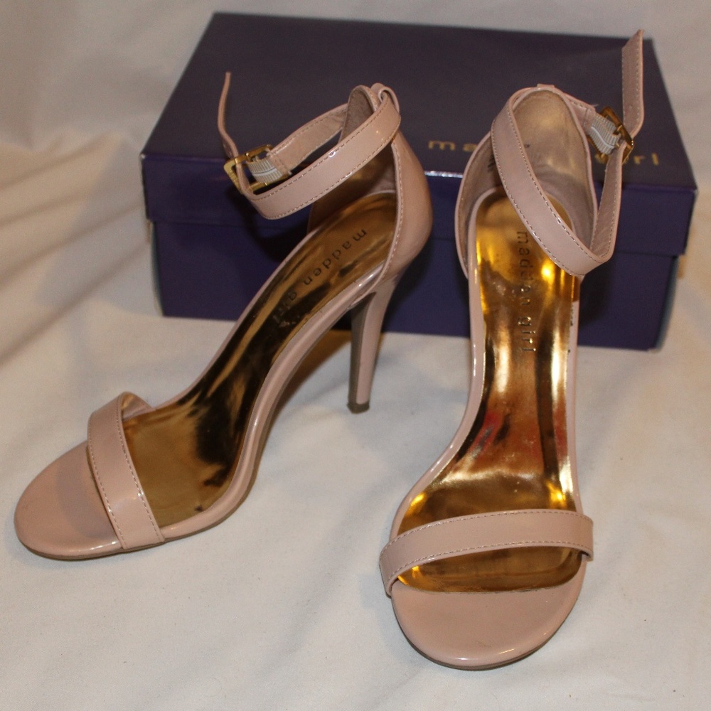 Madden Girl Dafney Nude Patent Dress Sandal